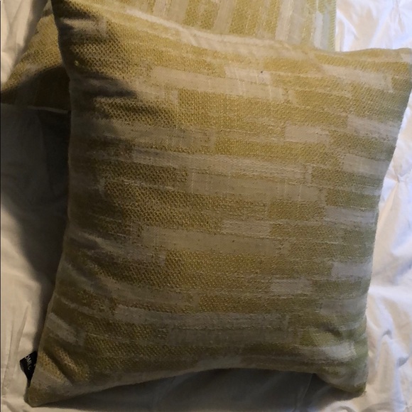 Other - Set of 2 pillows